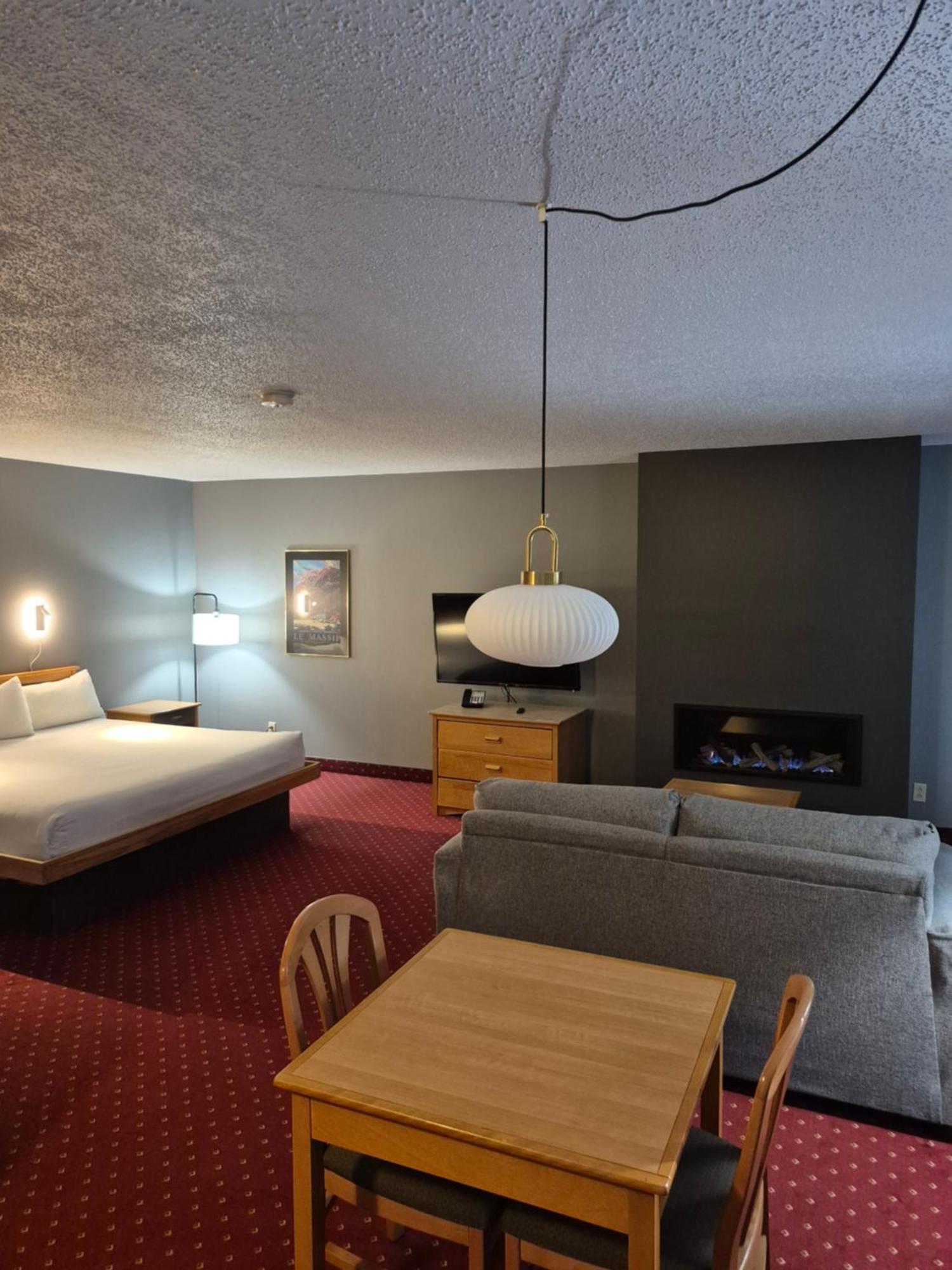 Hotel Baie Saint Paul Exterior foto