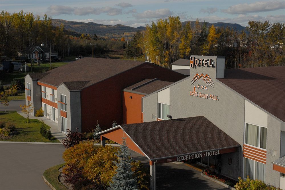 Hotel Baie Saint Paul Exterior foto