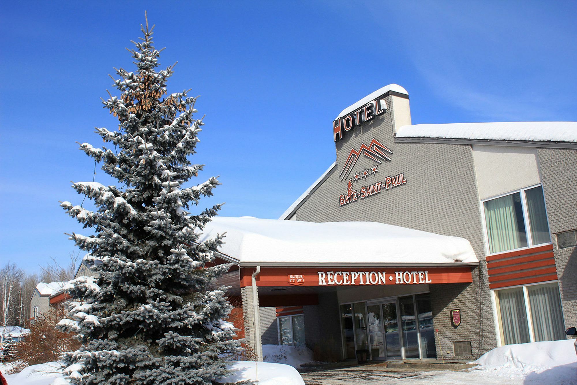Hotel Baie Saint Paul Exterior foto